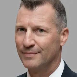 Gary Woollacott (Horton International)